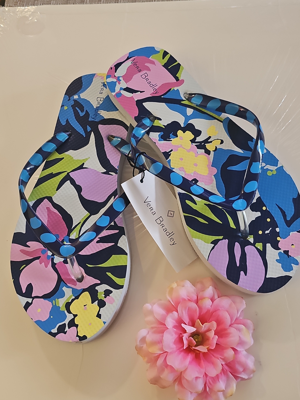 New Vera Bradley "Marian Floral" Women's Flip Flop Sandals ( S )